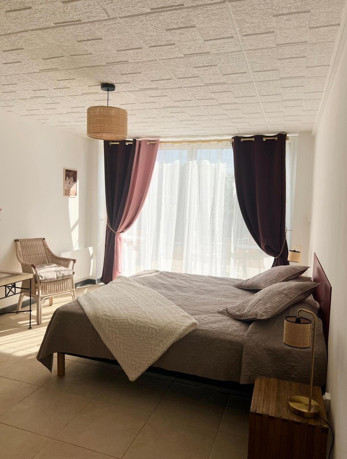 La Cote Des Blancs - Domaine Viticole & Maison D'Hotes Vinzelles المظهر الخارجي الصورة